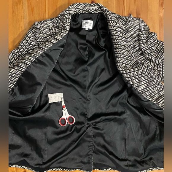 Armani Collezioni Wool Blazer Jacket Designer Quiet Luxury Timeless - Picture 7 of 11